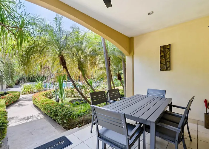 Holiday home Private Pool Oasis , Uncrowded